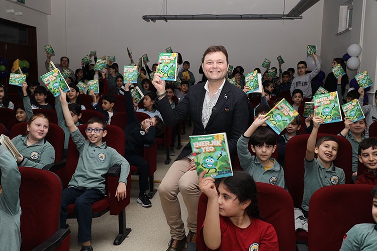 YEO'dan çocuklara temiz gelecek okullara güneş enerjisi!