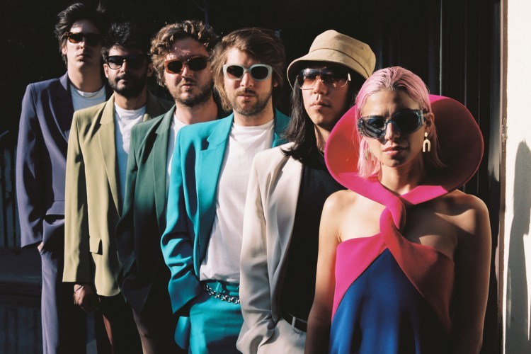 L'Impératrice PSM Loves Summer By %100 Müzik Serisinin Açılışını Yapıyor