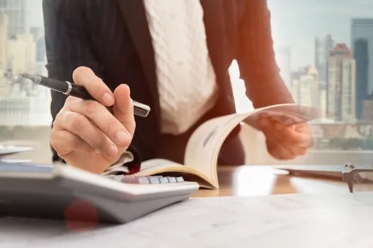 Almanya'da yatırımcı güveni aralıkta iyileşti