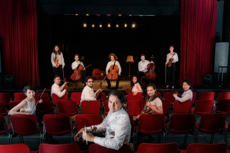 ÖNDER BALOĞLU VE LES ESSENCES: KAHVENİN AVRUPA YOLCULUĞU KONSERİ İÇİN ANKARA'DA