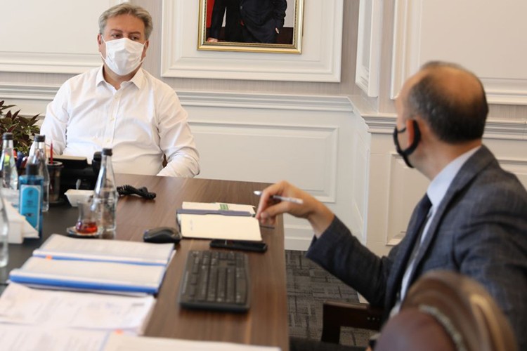 Yeni kurban pazarının hazırlıkları sürüyor