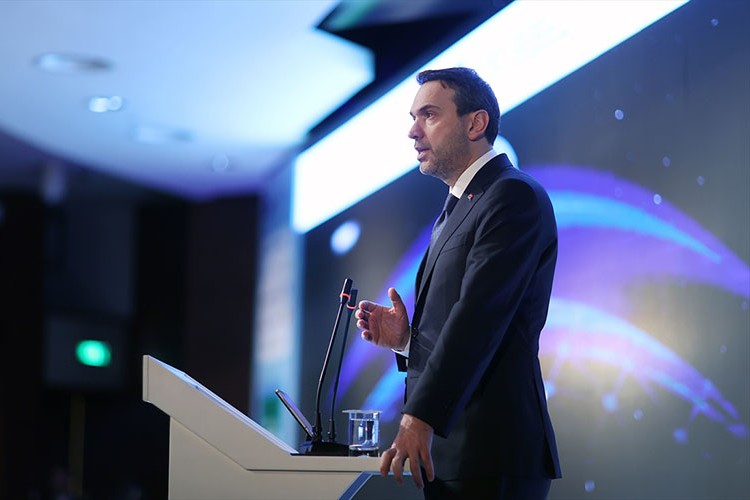 "100 milyon ton karbon emisyonu salımını azaltmış olacağız"