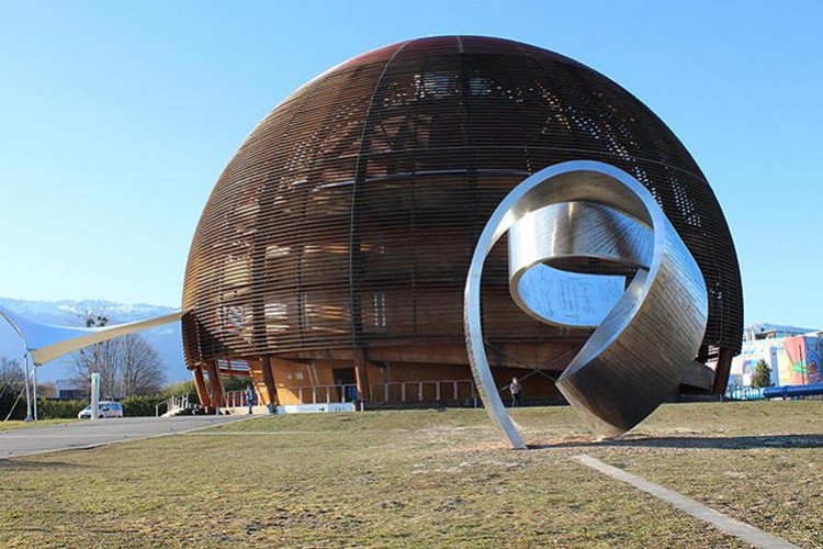 "CERN Yeni Bilimsel Eğitim Destek Merkezi Science Gateway" kapılarını açtı