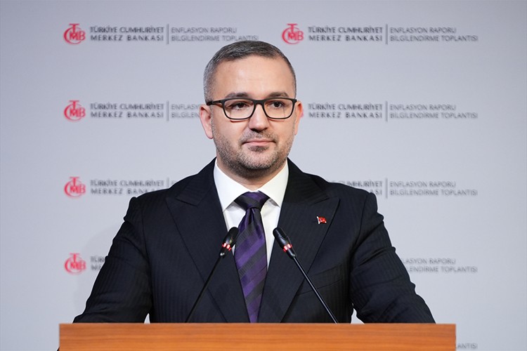 "Yıl sonunda enflasyonun yüzde 26 olacağını tahmin ediyoruz"