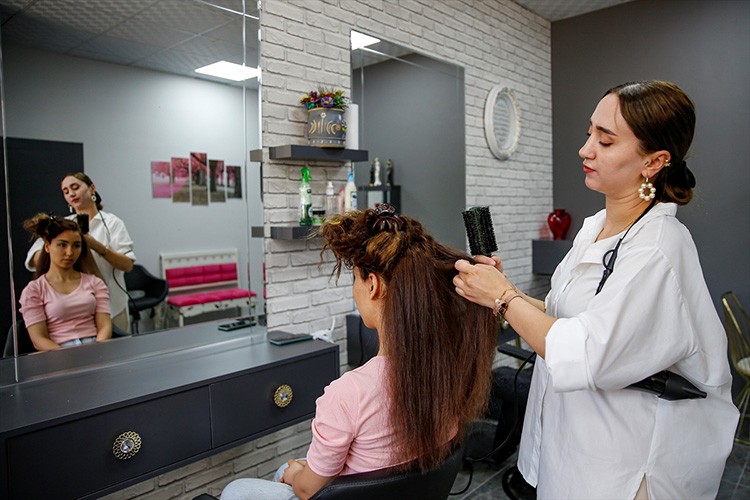 Diyarbakır'da mikrokredi desteğiyle 20 yılda 20 bin kadın iş sahibi oldu