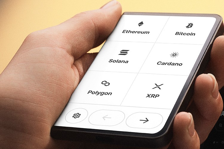 Ledger Stax™ ön sipariş verenlere gönderiliyor