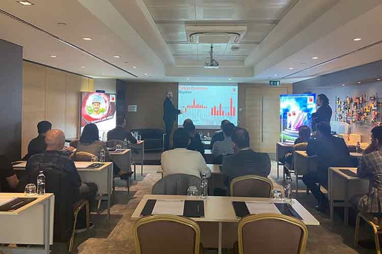 Dört farklı şehirde sektörün nabzını tuttu