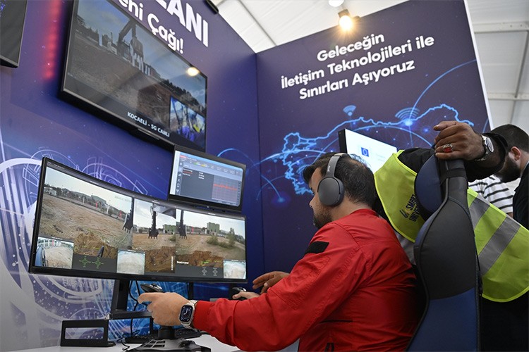 Turkcell'den TEKNOFEST'te canlı 5G performansı