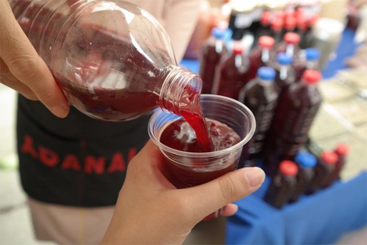 Adanalı şalgamcılar stoklarını artırdı