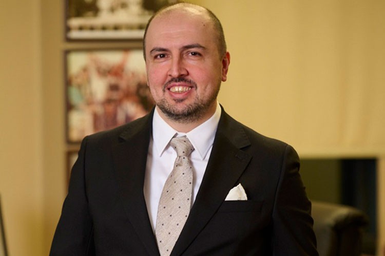 Yeni İnci'den AVM'lere net mesaj