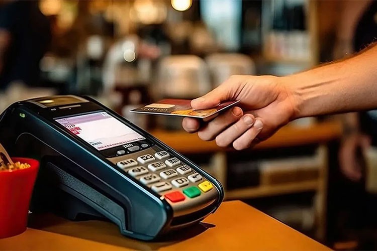 Kartlı ödeme tutarı önceki yılın iki katına yaklaştı