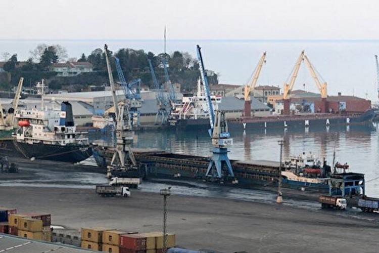 Trabzon Limanı'nda 30 yıl sonra bir ilk
