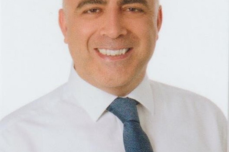 Ana Sigorta'da Hasar, Ozan Şahin'e Emanet