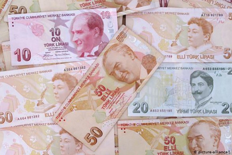 Dar aralıkta seyrediyor