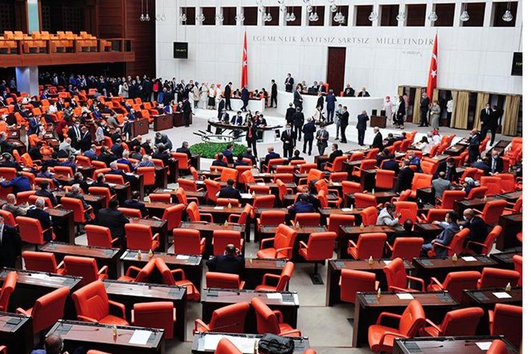 Torba yasa Meclis'te kabul edildi