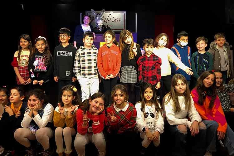 AKM 23 Nisan4da tüm. çocukları bekliyor