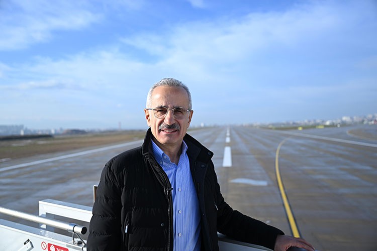 Sabiha Gökçen Havalimanı 2. pisti için geri sayım başladı