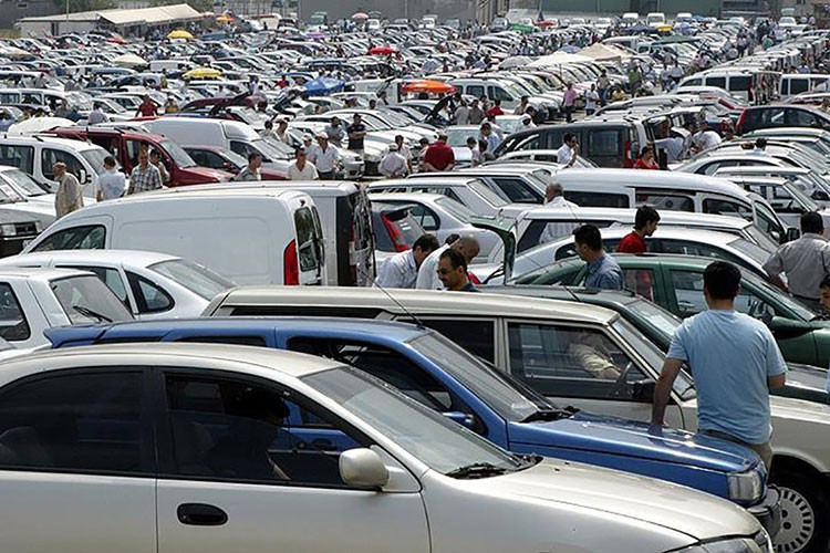 İkinci el oto pazarında satışlar yıllık bazda yüzde 39 arttı