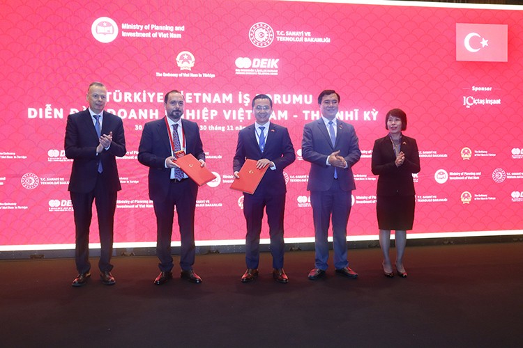 Türkiye - Vietnam İş Forumu Ankara4da düzenlendi