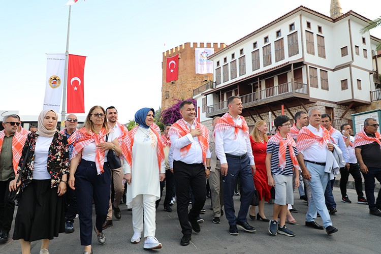 21. Alanya Uluslararası Turizm ve Sanat Festivali'nde geri sayım başladı