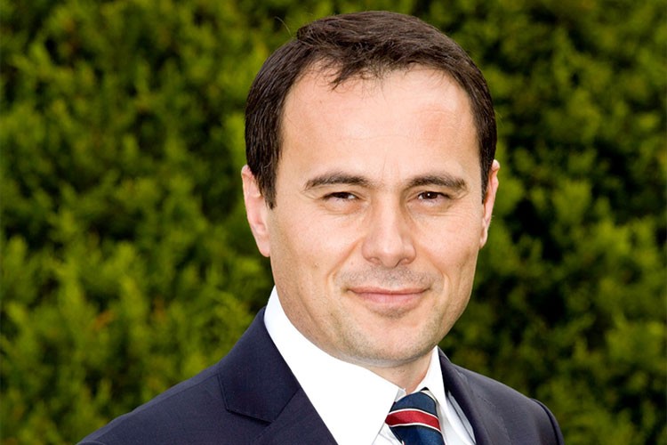 Otomotiv pazarı zor ama dönüşümlerle dolu bir yılı geride bırakıyor