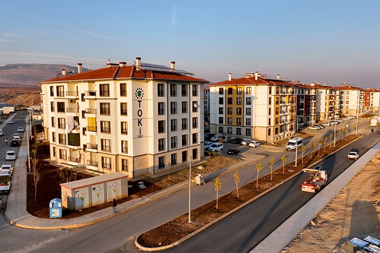 Örenli'de hayat yeniden başladı