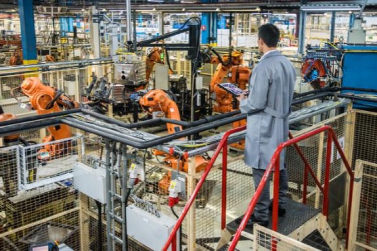 İngiltere'de hizmet sektörü haziranda ivme kaybetti