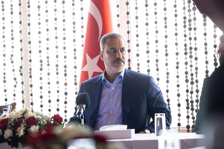 "İsrail'in tasmasını sahipleri ele almalı"