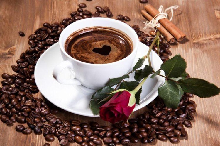 Türk Kahvesi Filtre Kahveye Yenildi Mi?