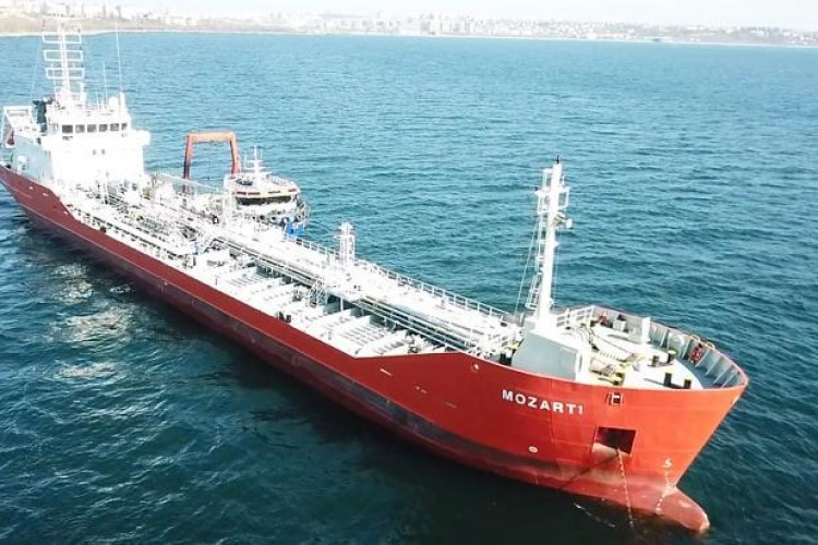3038DWT KAPASİTELİ OİL CHEMİCAL TANKER GEMİSİNİ BÜNYESİNE KATTI, YATIRIMA DEVAM DEDİ!