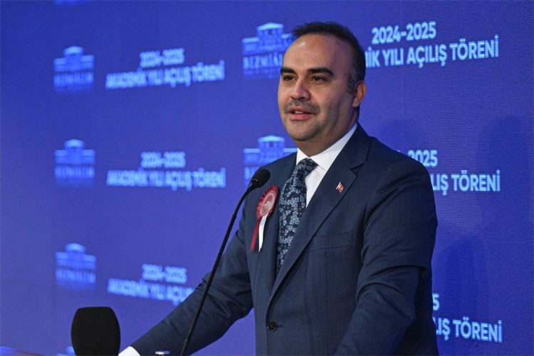 "Yaklaşık 212 bin nitelikli istihdamın önünü açtık"