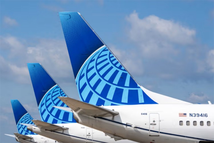 United Airlines, uçuş kapasitesini yüzde 5 azaltacak