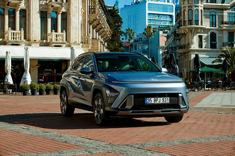 B-SUV Segmenti Hyundai KONA İle Yeniden Şekilleniyor