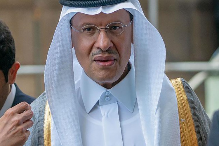 Riyad uranyum peşinde