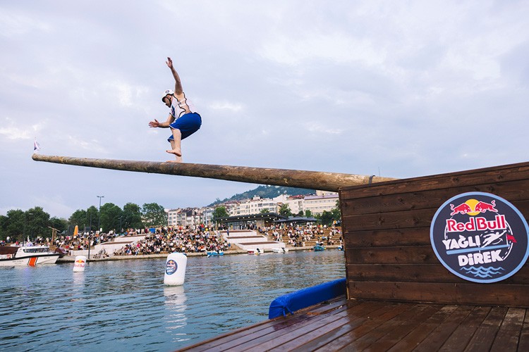 Red Bull Yağlı Direk'e Sayılı Günler Kaldı