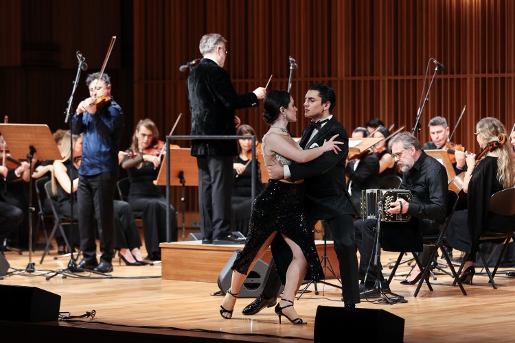 Millî Reasürans Oda Orkestrası ve İş Sanat İş Birliğiyle Düzenlenen