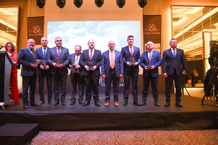 Niğde Belediyesi en başarılı belediye seçildi