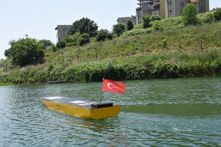 İTÜ'nün otonom gemi çalışması suya indi
