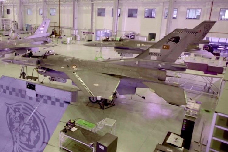 Türkiye F-16'larını güçlendiriyor