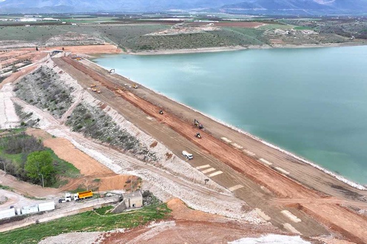 Sultansuyu Barajı'nda gövde onarım çalışmaları sürüyor