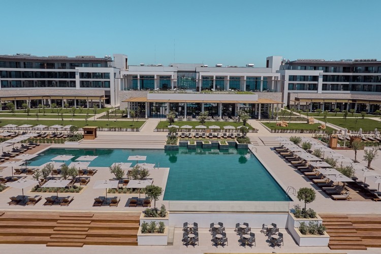 Anda Barut Collection Didim'de Açılışını Dünya ve Olimpiyat Şampiyonları ile Yaptı