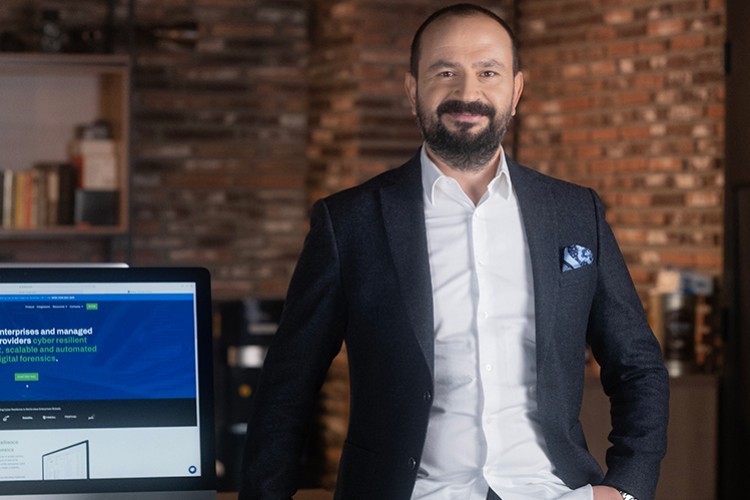 Güçlerini birleştirdiler