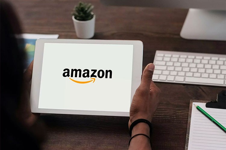 Amazon'un net satış ve karı arttı