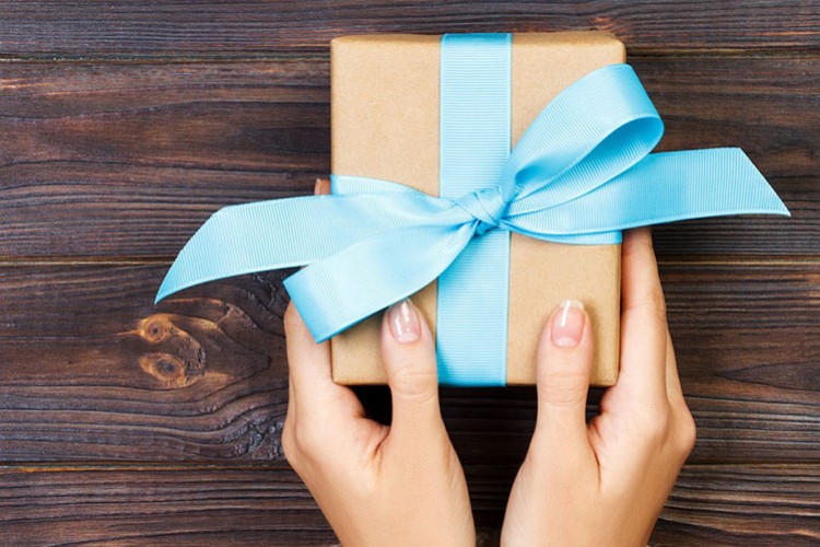 En çok cep telefonu hediye edildi