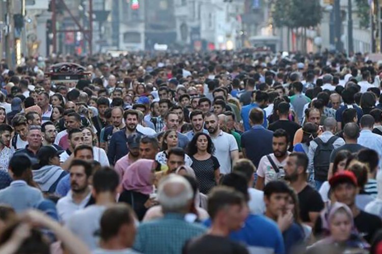 Nüfusumuz 83 milyonu geçti