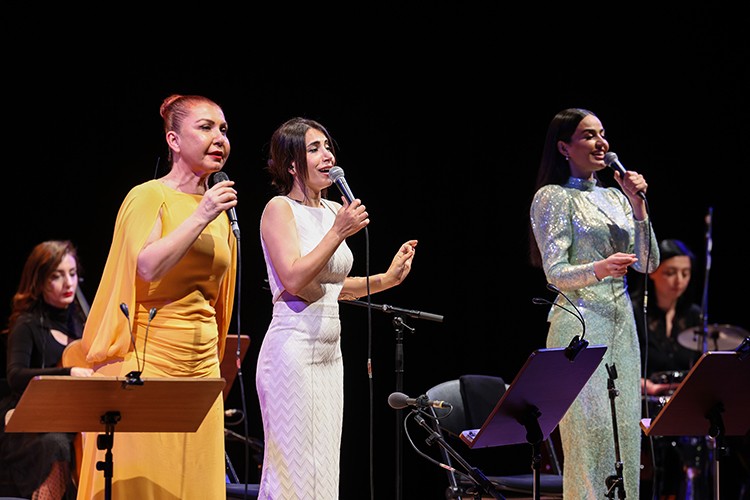 İşsanat bayramda da izleyicilerle birlikte