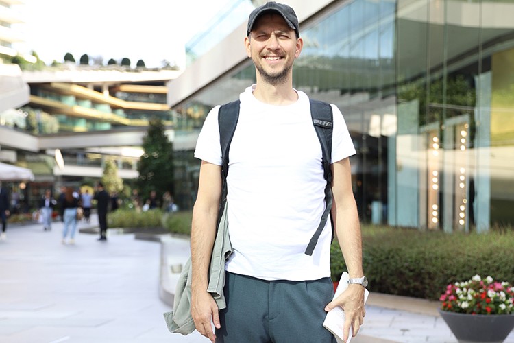 Öner Erkan'ın neşesi yerinde