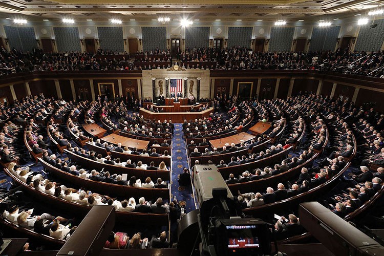 Geçici bütçe tasarısı Temsilciler Meclisi'ne takıldı