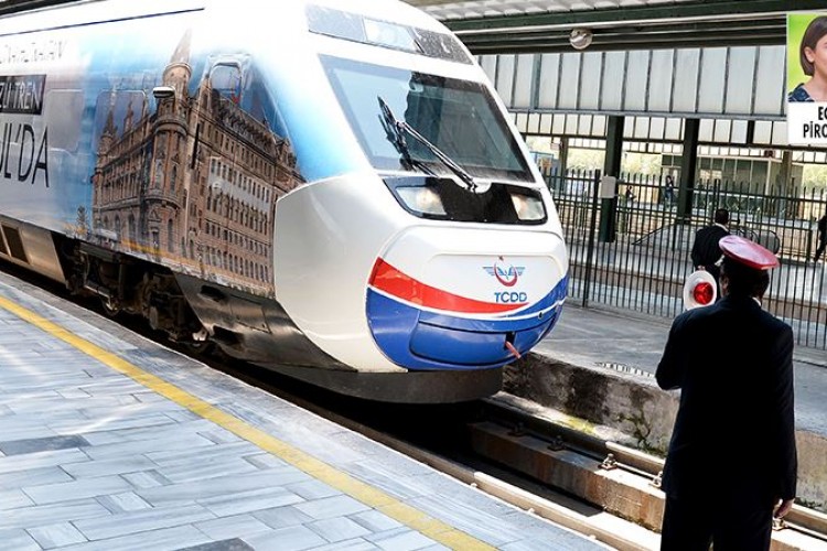 Öğretmenlere tren biletlerinde yüzde 50 indirim