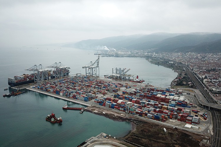 Zorluklara dirençli iş yapmak kolay